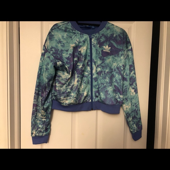 New Adidas sweater
Never worn
US size medium - Picture 4 of 4